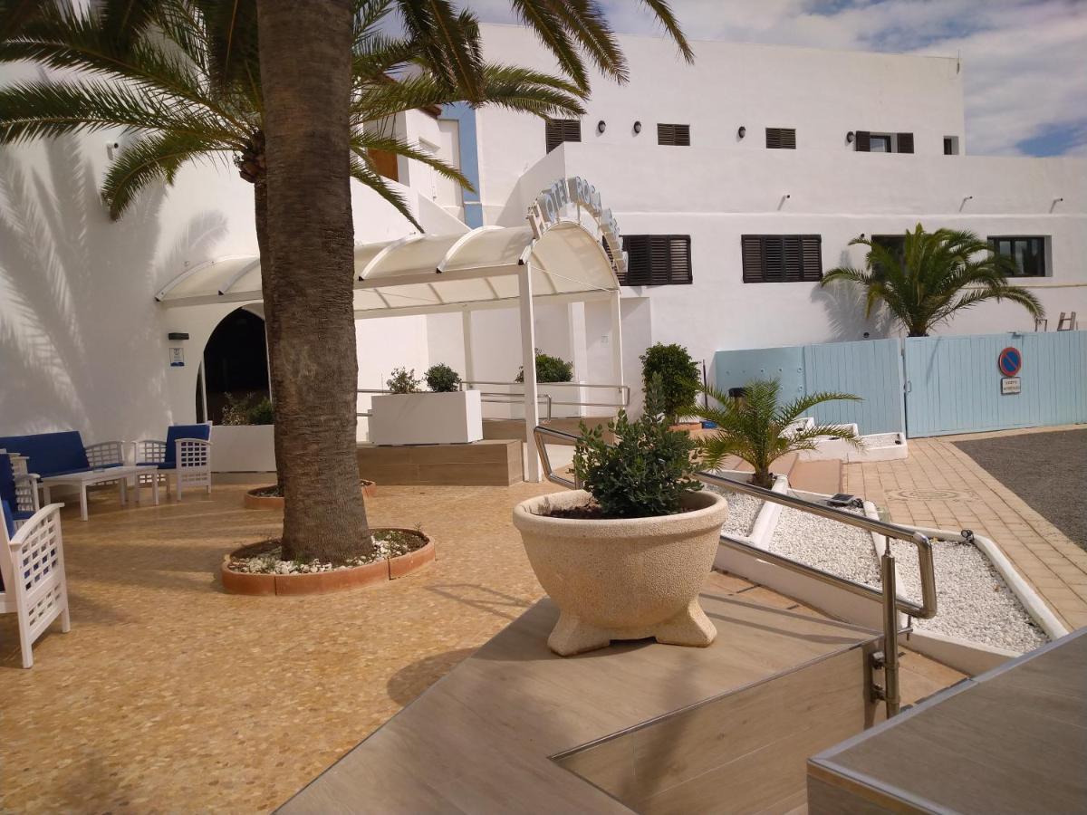 Hotel Roca Bella Es Pujols Zewnętrze zdjęcie