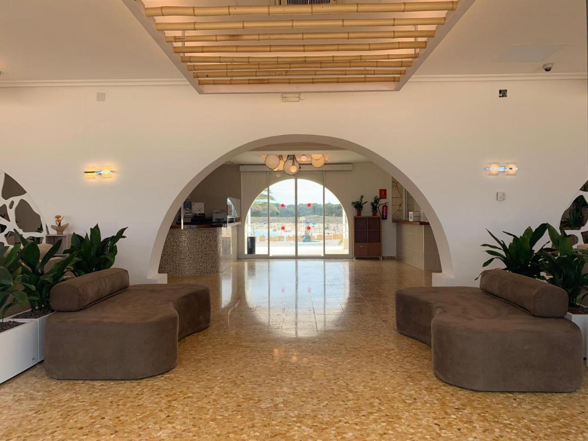 Hotel Roca Bella Es Pujols Zewnętrze zdjęcie