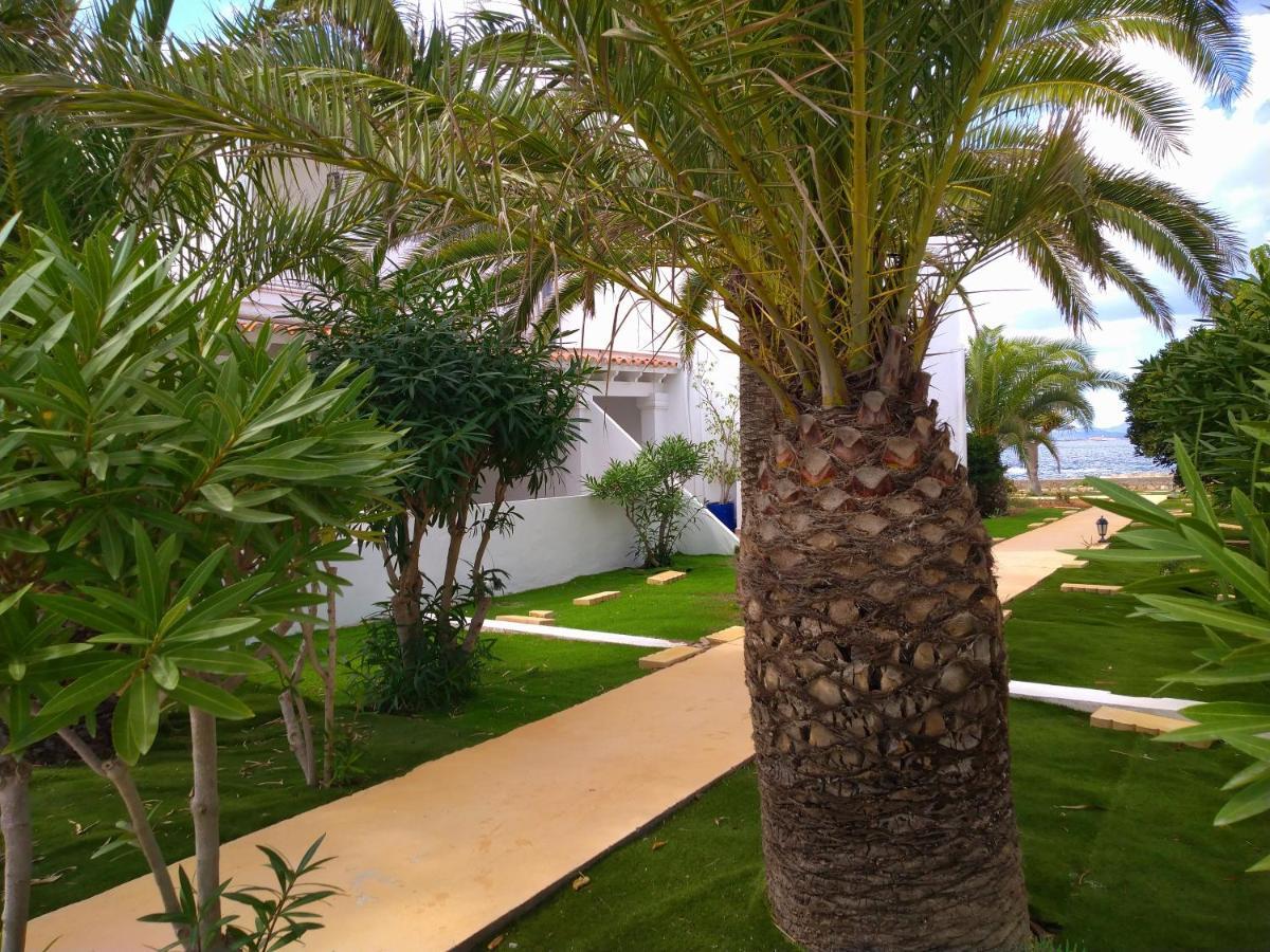 Hotel Roca Bella Es Pujols Zewnętrze zdjęcie